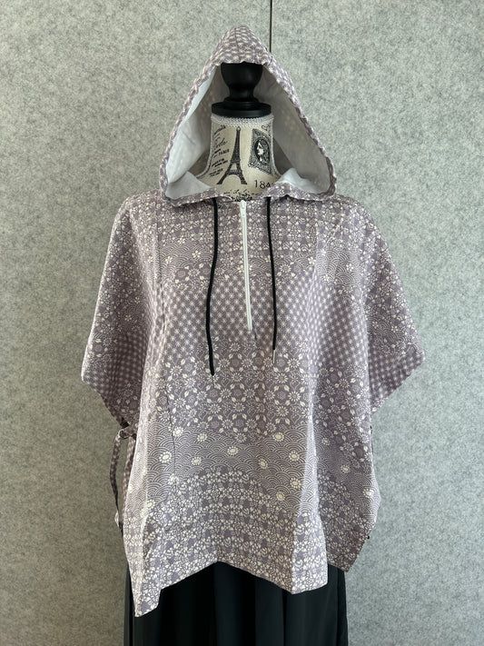 Hooded poncho from a vintage Japanese kimono, grey-purple with a fine dot pattern, front view
