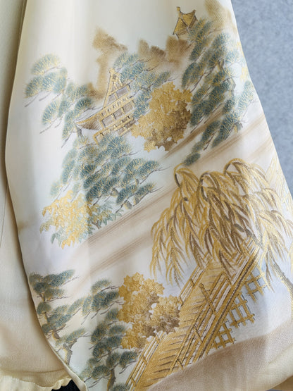 Oversized kimono hoodie sleeve with gold willow and green pine trees