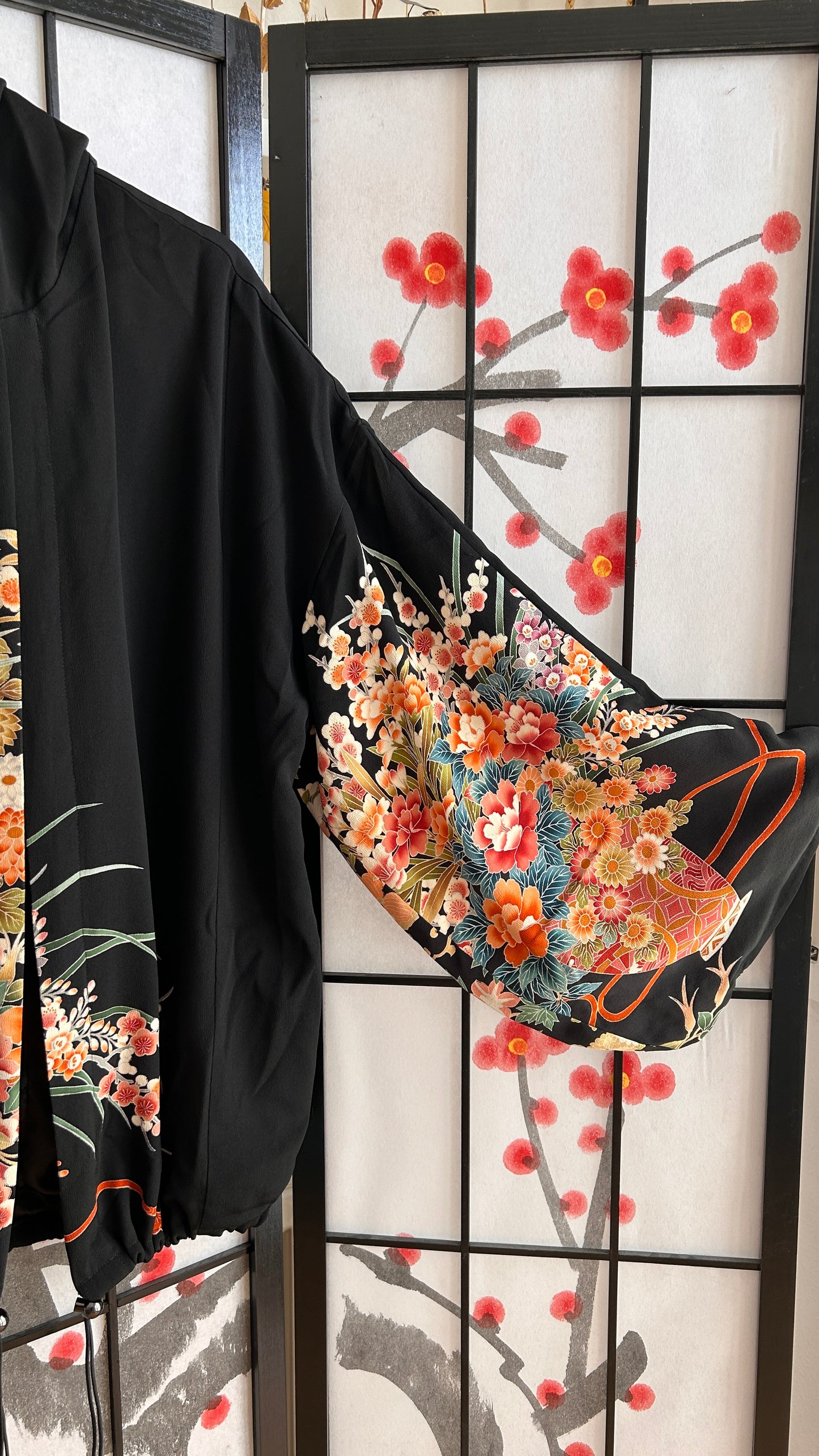 Upcycled Kimono Biwako Hoodie Black