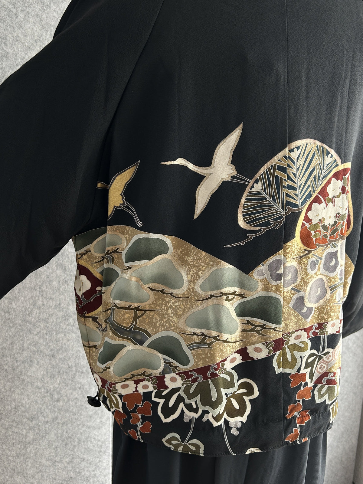 Black high collar kimono jacket, side back detail of flying birds and trees