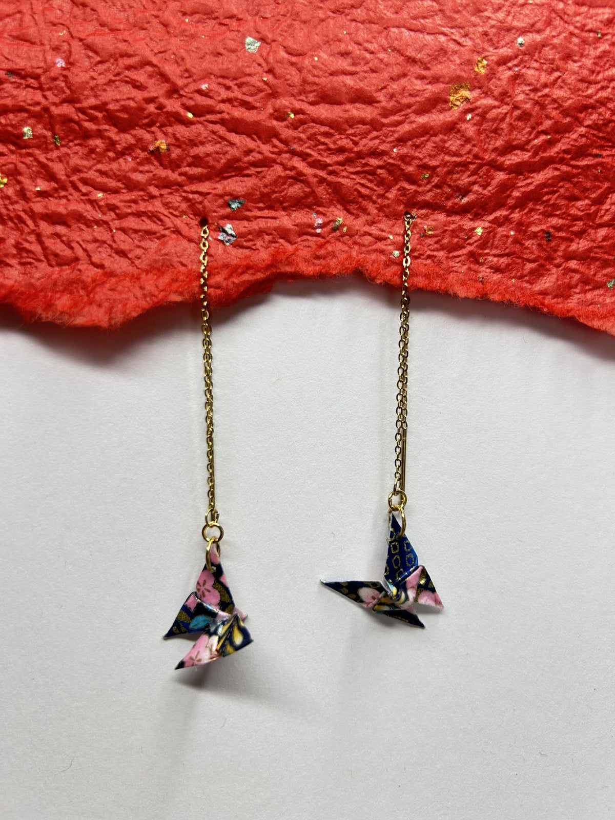 Mini Butterfly Chain Origami Earrings Gold – Pattern 5, black and pink, 18k gold plated chain