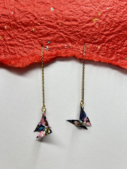 Mini Butterfly Chain Origami Earrings Gold – Pattern 5, black and pink, 18k gold plated chain