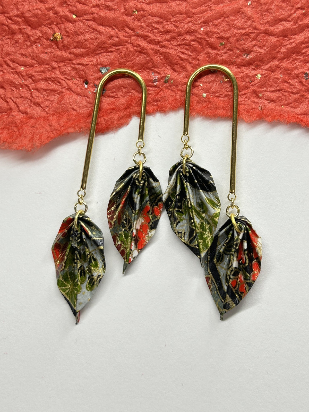 Double Leaves Origami Earrings | Gold – Pattern 4, black and olive
