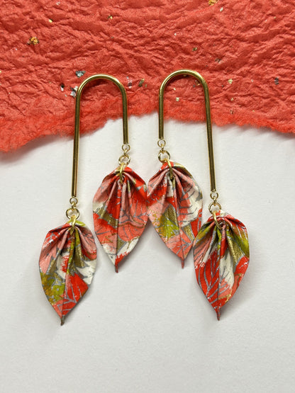 Double Leaves Origami Earrings | Gold – Pattern 5, coral red