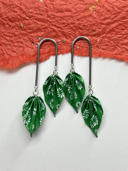 Double Leaves Origami Earrings | Silver – Pattern 1, green