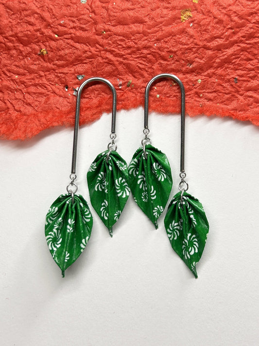 Double Leaves Origami Earrings | Silver – Pattern 1, green